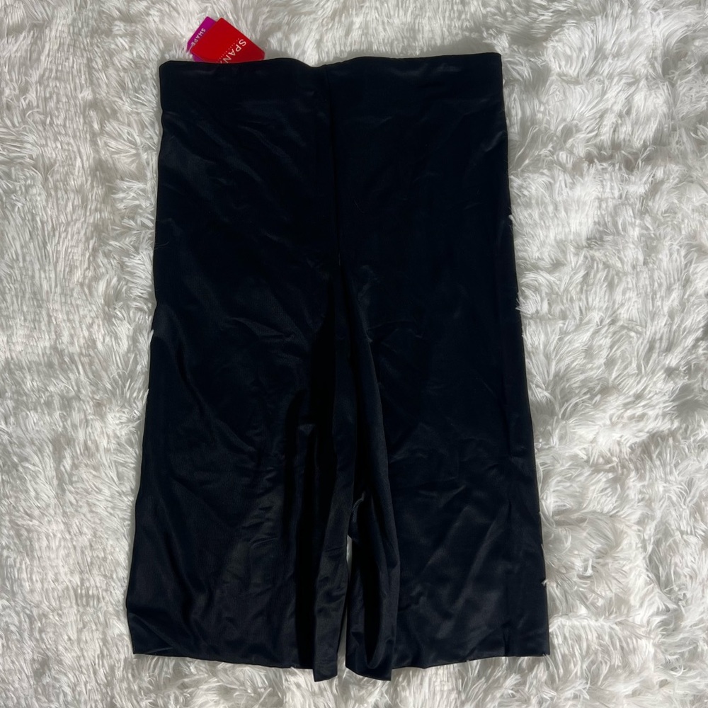 Spanx Power Conceal Her High Waisted Mid-Thigh Shorts - Picture 8 of 9